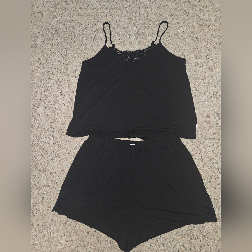 Black Women's Sleepwear Set. Size L